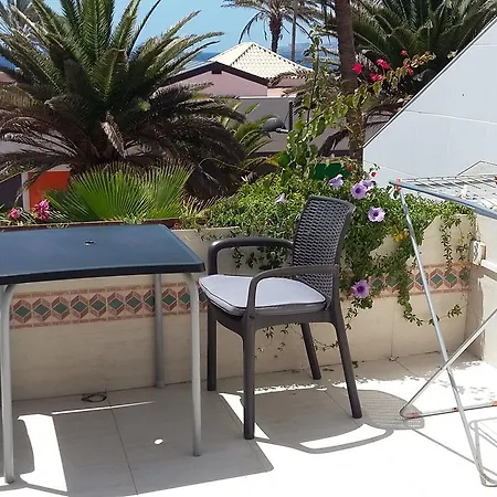 Townhouse On The Beach Line Appartement Playa de las Américas