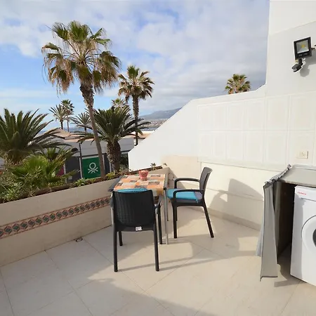Townhouse On The Beach Line Διαμέρισμα *